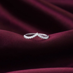 silver solid shine vanki ring